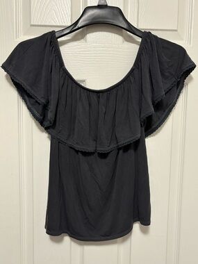 *Soft & Sexy American Eagle Gray Off Shoulder Ruffle Small Women's Top